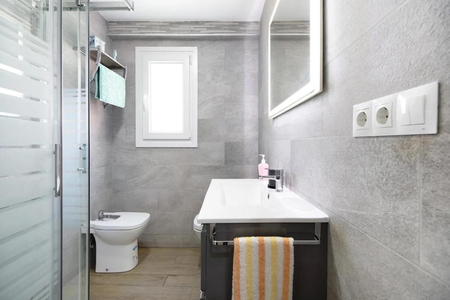 Cozy Room In Stylish Flat Just Steps From The Beach Cadix Extérieur photo